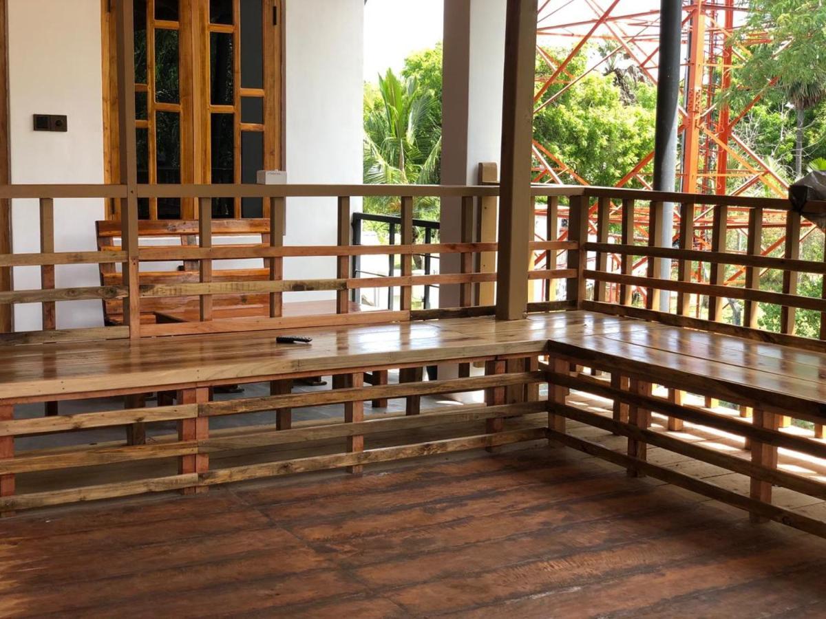 Resort Hankaanaa- Stay No Work Pottuvil Eksteriør bilde